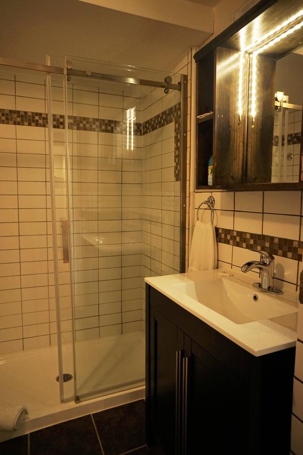 Auberge A La Fontaine Саттон Екстер'єр фото